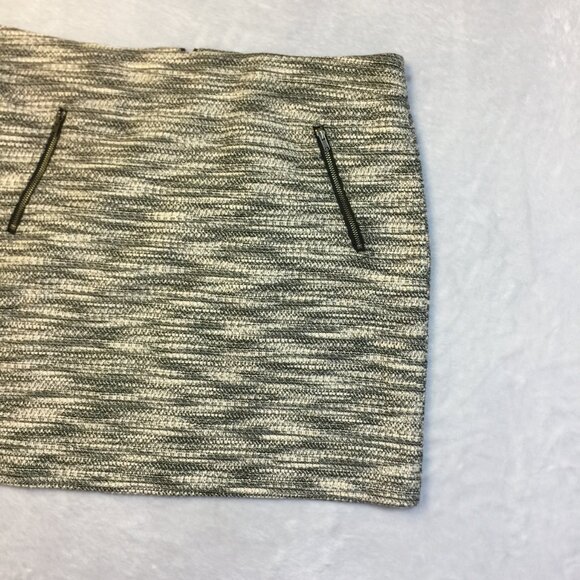Ann Taylor LOFT Mini Pencil Skirt 12P Womans Petite Black White Tweed Zip Pocket - Picture 8 of 12